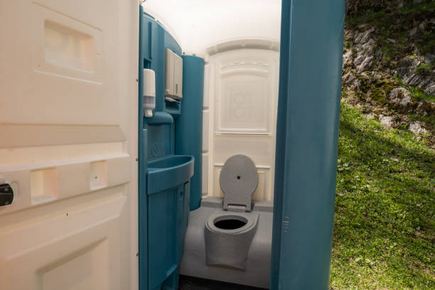 Portable Toilet Options We Offer in Douglasville, GA